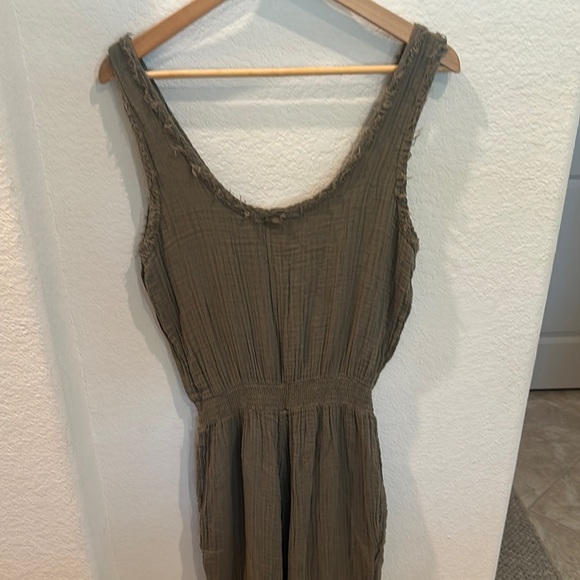 MICHAEL STARS *NEW WITH TAGS* Olive Green Sleeveless Jumpsuit - Picture 6 of 7